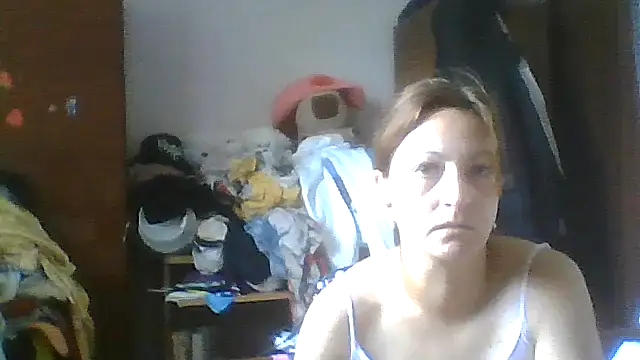 Snapshot of ShawnaAdams chatting on 07-04-26, 10:43 ShawnaAdams online show from 07-04-26, 10:43
