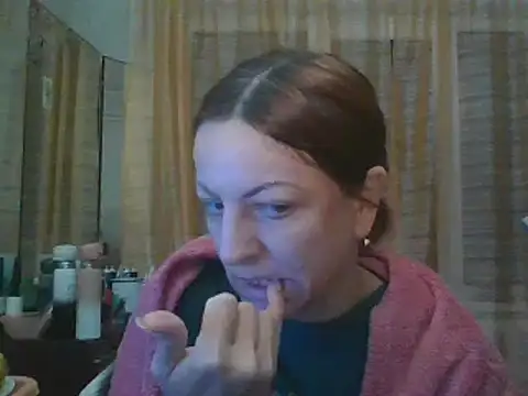 Snapshot of ShawnaAdams chatting on 02-18-25, 05:09 ShawnaAdams online show from 02-18-25, 05:09