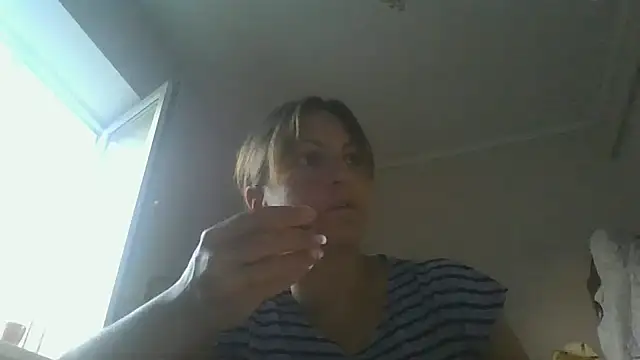 Snapshot of ShawnaAdams chatting on 09-08-25, 04:06 ShawnaAdams online show from 09-08-25, 04:06