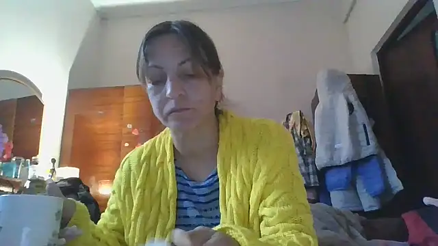 Snapshot of ShawnaAdams chatting on 09-17-25, 03:25 ShawnaAdams online show from 09-17-25, 03:25