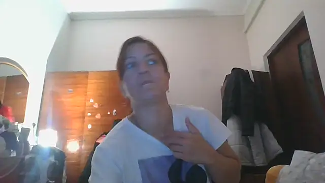Snapshot of ShawnaAdams chatting on 10-03-25, 04:19 ShawnaAdams online show from 10-03-25, 04:19