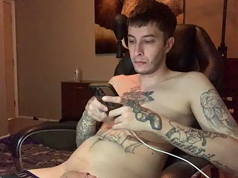 Snapshot of Bwcjoshbanks chatting on 05-23-26, 03:49 Bwcjoshbanks online show from 05-23-26, 03:49