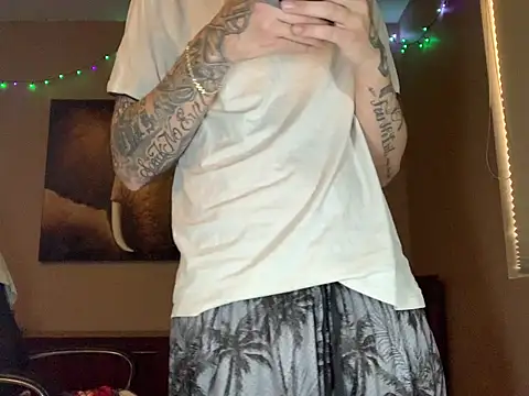 Snapshot of Bwcjoshbanks chatting on 07-29-26, 05:01 Bwcjoshbanks online show from 07-29-26, 05:01