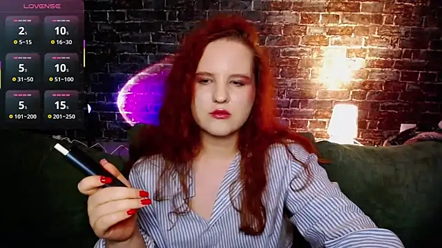 FlowerOfFreedom  online show from 12-19-25, 07:16