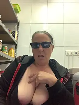 eroticjessitop online show from 03-17-25, 10:40