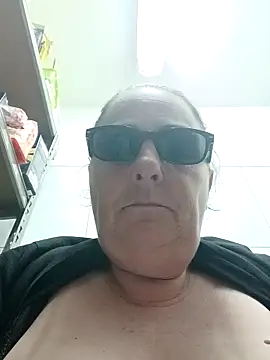 eroticjessitop online show from 11-04-25, 07:50