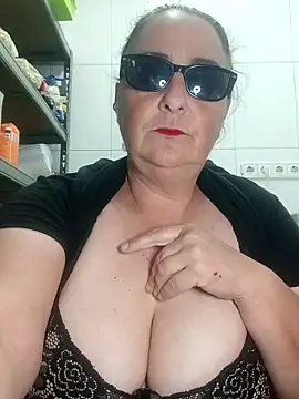 Snapshot of eroticjessitop chatting on 03-04-26, 05:21 eroticjessitop online show from 03-04-26, 05:21