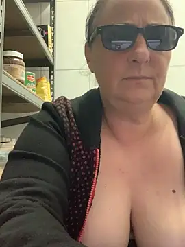 eroticjessitop online show from 03-18-25, 10:48