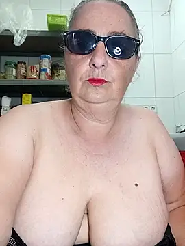 Snapshot of eroticjessitop chatting on 05-05-26, 05:05 eroticjessitop online show from 05-05-26, 05:05