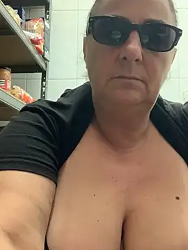 eroticjessitop online show from 11-16-25, 05:17