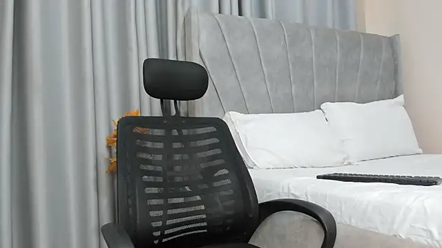 thee sexy goddess online show from 11-27-25, 04:02