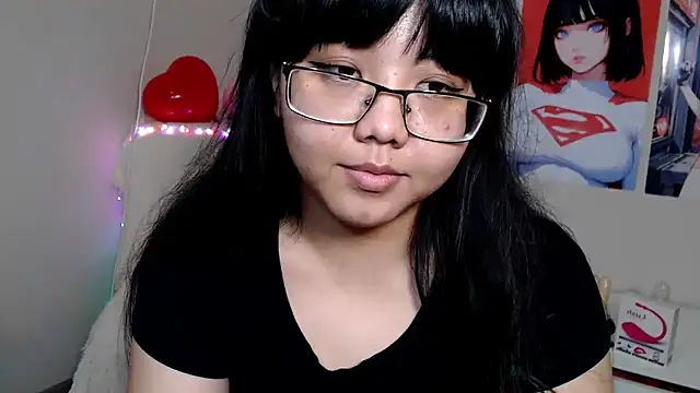 Snapshot of Moertomlly chatting on 03-11-25, 09:34 Moertomlly online show from 03-11-25, 09:34