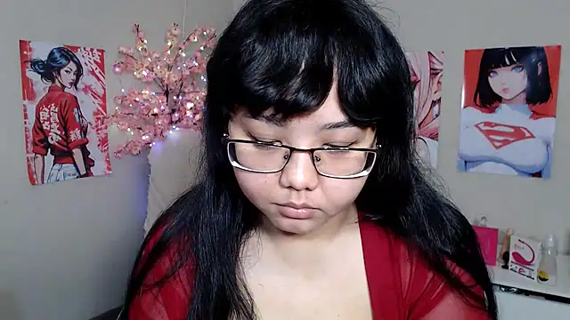 Snapshot of Moertomlly chatting on 09-30-25, 04:29 Moertomlly online show from 09-30-25, 04:29