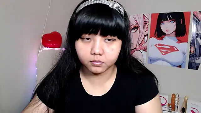Snapshot of Moertomlly chatting on 03-15-25, 03:29 Moertomlly online show from 03-15-25, 03:29