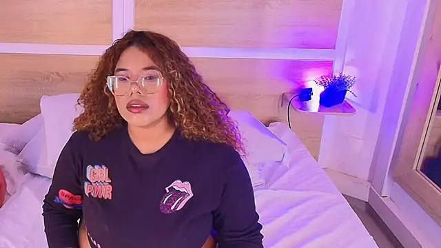  nickypurple  online show from 02-25-26, 07:14