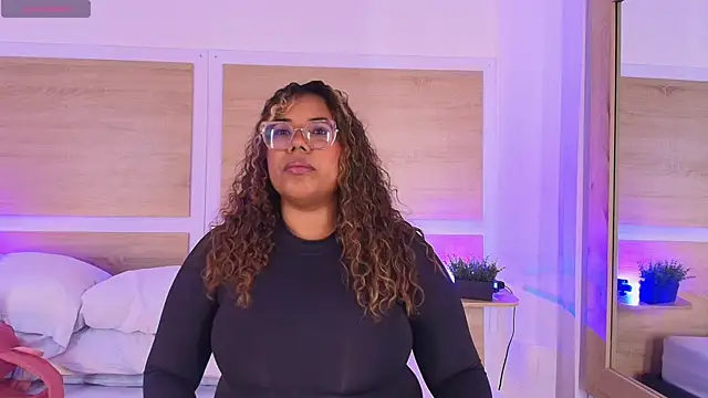  nickypurple  online show from 11-09-25, 03:38