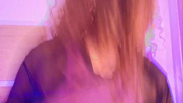 Snapshot of _nickypurple_ chatting on 05-27-26, 01:57 nickypurple online show from 05-27-26, 01:57