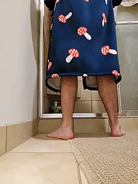 Wooderson107 online show from 02-11-26, 07:36