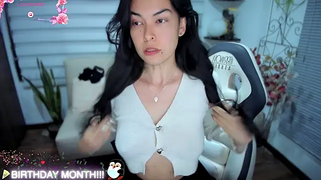 Lunlunera online show from 11-12-25, 02:26