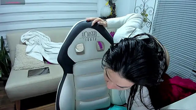 Lunlunera online show from 03-10-26, 05:33