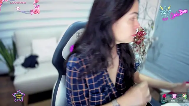 Lunlunera online show from 02-17-26, 02:20