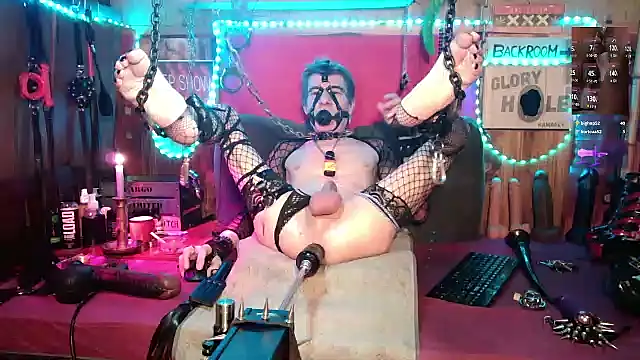 Snapshot of Kamafly4you chatting on 01-19-26, 03:05 Kamafly4you online show from 01-19-26, 03:05