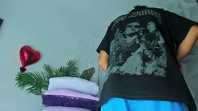 Hellen Sky online show from 03-30-26, 07:04