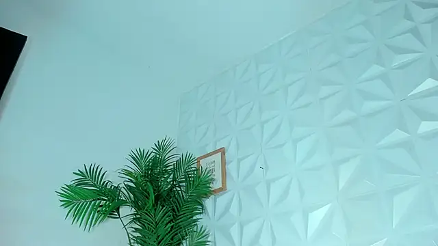 Hellen Sky online show from 10-06-25, 05:35