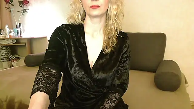 Natasha Nannette online show from 12-03-25, 06:51