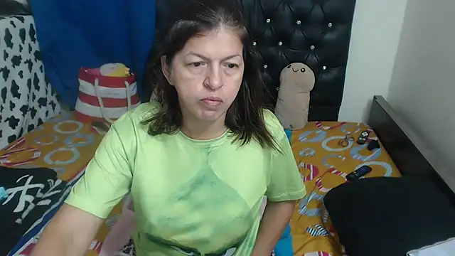 Snapshot of jellyfishhot chatting on 06-08-26, 01:28 jellyfishhot online show from 06-08-26, 01:28