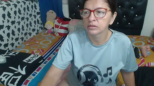 Snapshot of jellyfishhot chatting on 06-16-26, 05:02 jellyfishhot online show from 06-16-26, 05:02