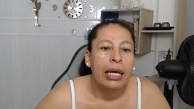 mature martina online show from 07-01-26, 06:41