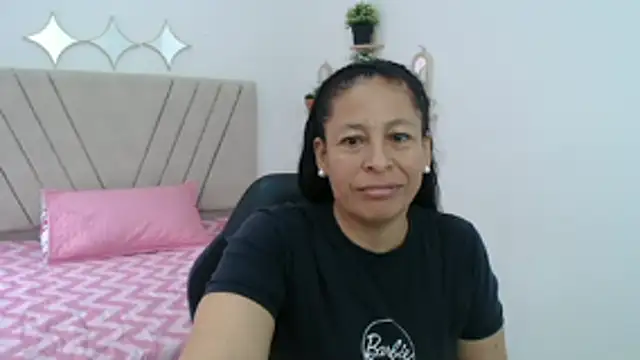 mature martina online show from 04-08-26, 08:43