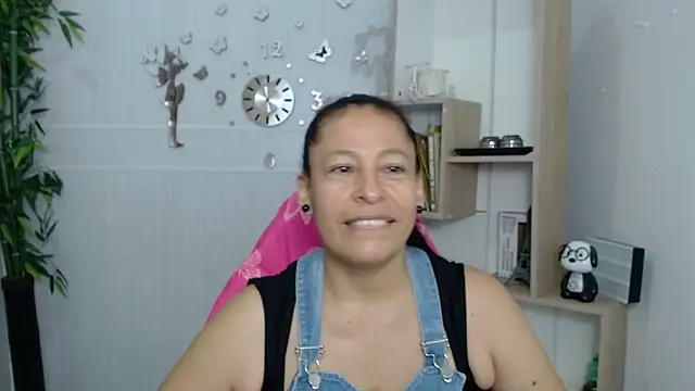 mature martina online show from 07-08-26, 08:53