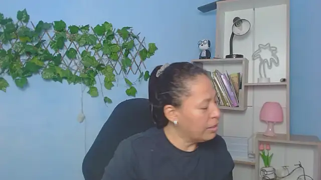 mature martina online show from 12-05-25, 07:12