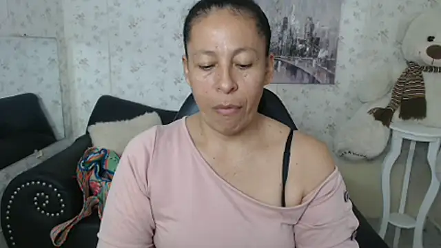 mature martina online show from 06-18-26, 10:04
