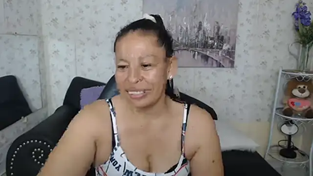 mature martina online show from 07-10-26, 10:54