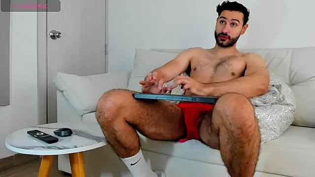 Snapshot of Mateoking__ chatting on 04-21-26, 10:16 Mateoking online show from 04-21-26, 10:16
