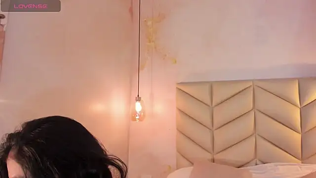 Snapshot of JESYSOZ23_ chatting on 09-13-25, 07:36 JESYSOZ23 online show from 09-13-25, 07:36