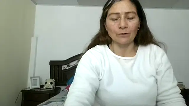 ruby-milf1 online show from 09-17-25, 11:40
