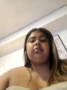 Snapshot of biancabombombbw chatting on 02-13-25, 09:49 biancabombombbw online show from 02-13-25, 09:49