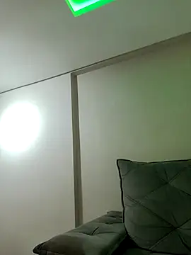 Snapshot of biancabombombbw chatting on 02-16-25, 10:11 biancabombombbw online show from 02-16-25, 10:11