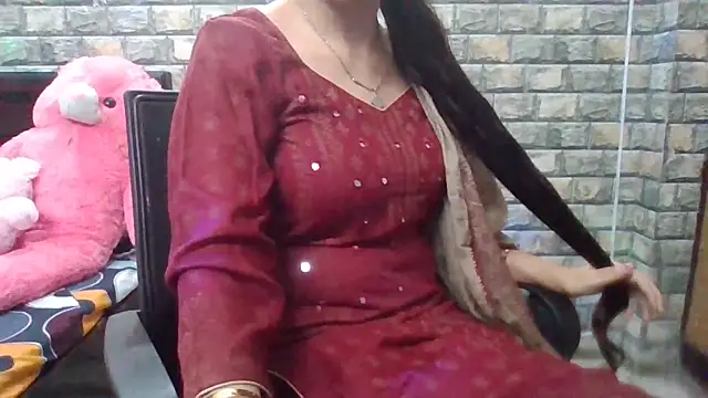 Sexy iknoor online show from 11-18-25, 04:38