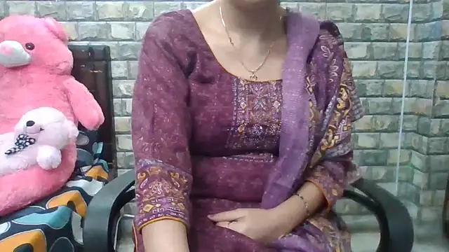 Sexy iknoor online show from 11-25-25, 04:13