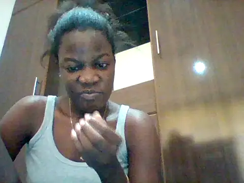 Alessandrajenna online show from 04-16-26, 08:15