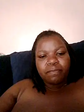 Snapshot of pretty-donna chatting on 10-16-25, 04:43 pretty-donna online show from 10-16-25, 04:43