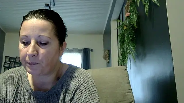 Snapshot of feline27 chatting on 01-18-26, 12:41 feline27 online show from 01-18-26, 12:41