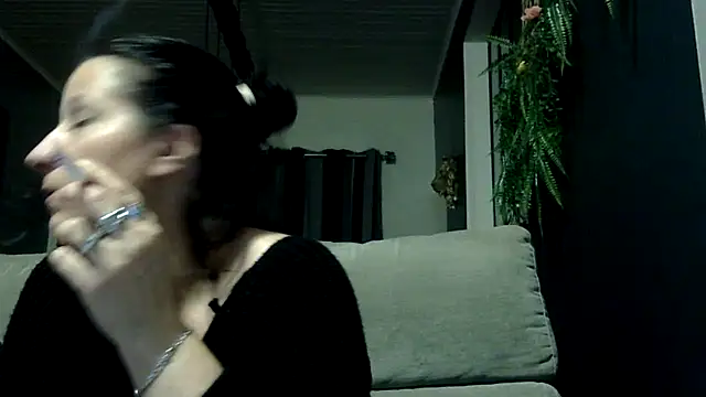 Snapshot of feline27 chatting on 01-31-26, 10:19 feline27 online show from 01-31-26, 10:19