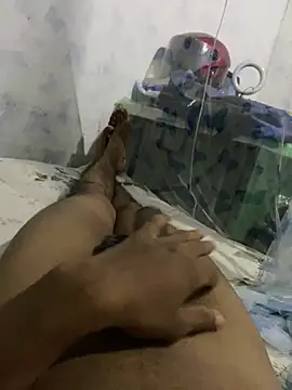 kaiz0217 online show from 11-12-25, 08:56