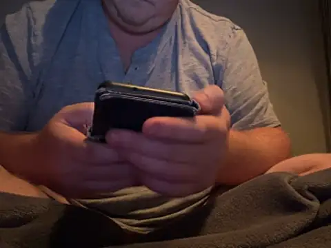haydenn  online show from 05-17-26, 02:11